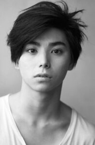 村上虹郎　プロフィール