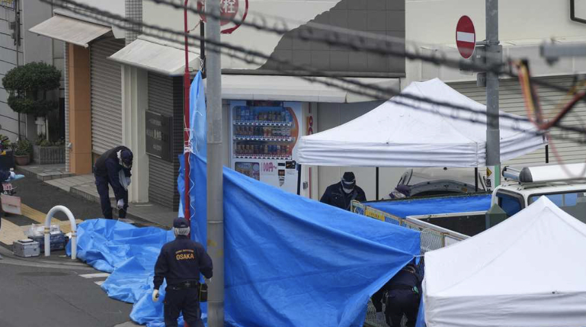 八尾市の発砲した警察官は誰?